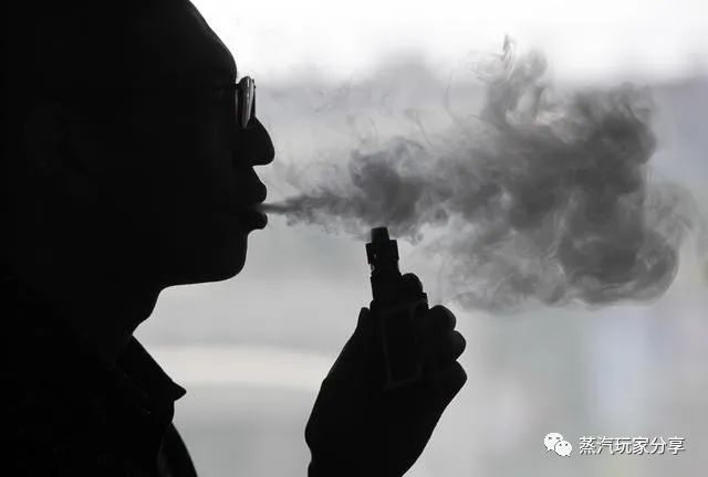 电子烟最新资讯快报:微信打击销售电子烟,2022电子烟产业出口蓝皮书发布