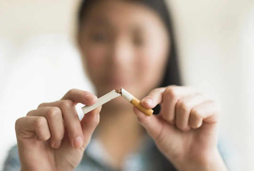 电子烟真能让人戒烟吗?戒烟过程中,身体会有哪些变化?